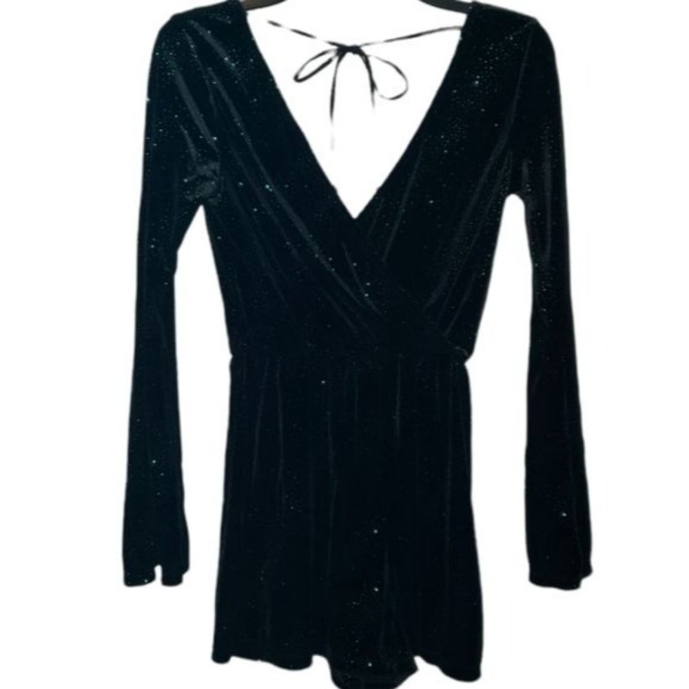 Topshop Black Velvet With Green Glitter Deep V Neck Bell Sleeve Romper Size 4